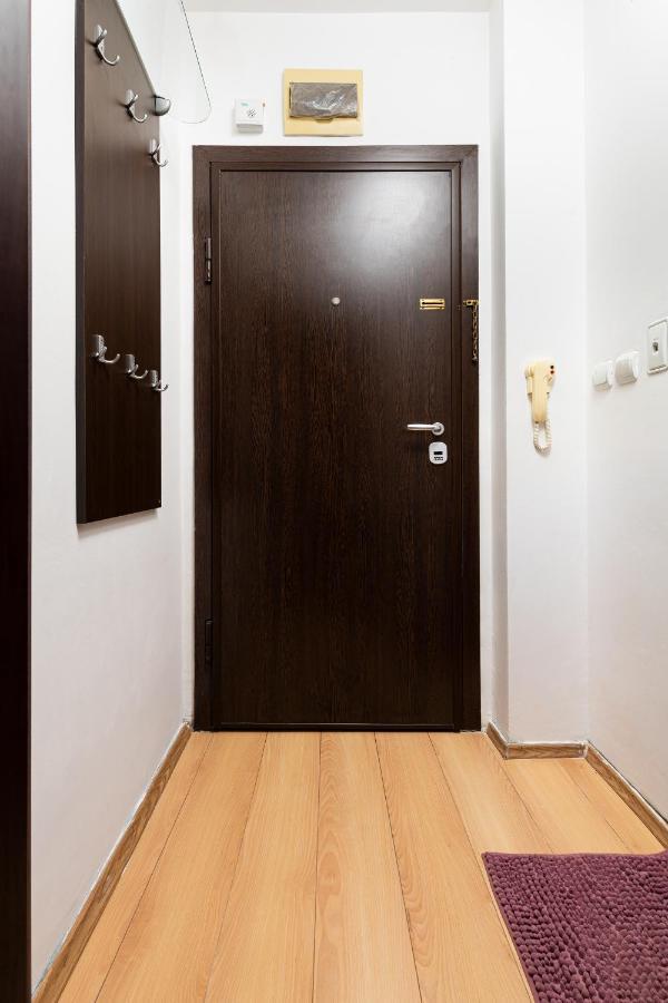 Lovely 1Bd Apartment Close To The Summer Theatre Plovdiv Ngoại thất bức ảnh